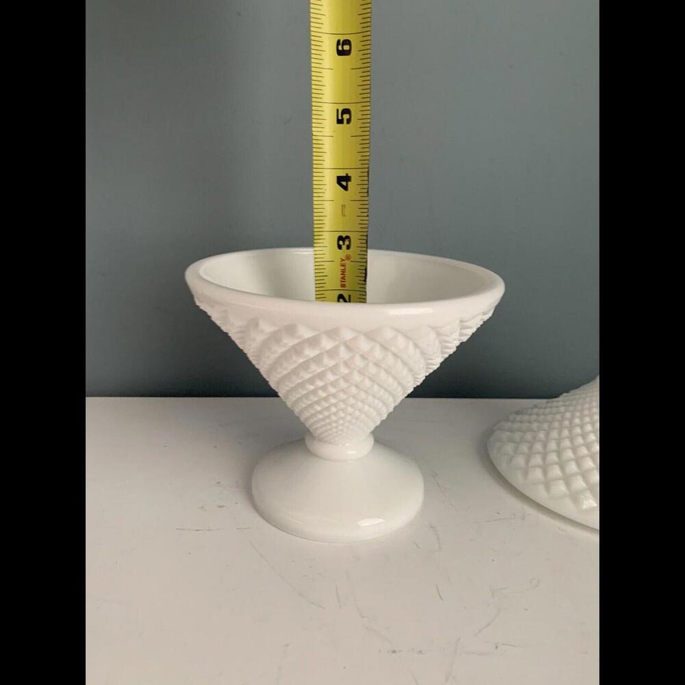 Vintage Westmoreland English Hobnail Sawtooth Milk Glass Compote Dish Lid - Picture 8 of 12